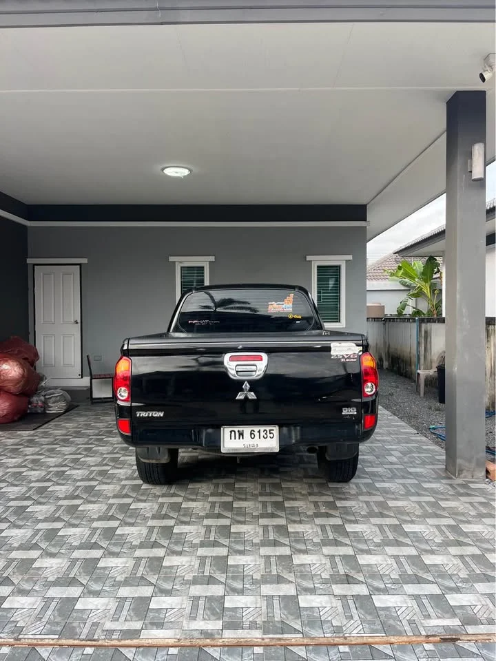 2013 Mitsubishi Triton IV 3