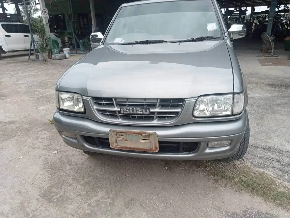 2002 Isuzu Faster Dragon Eyes III 3