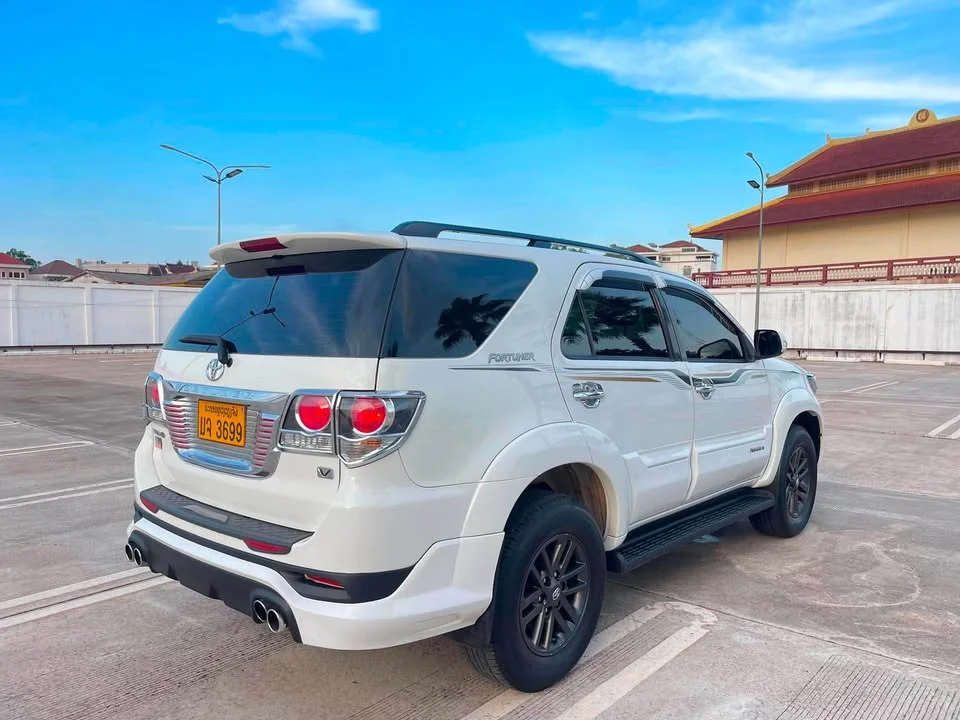 2015 Toyota Fortuner I 2
