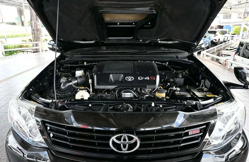 2013 Toyota Fortuner I 3