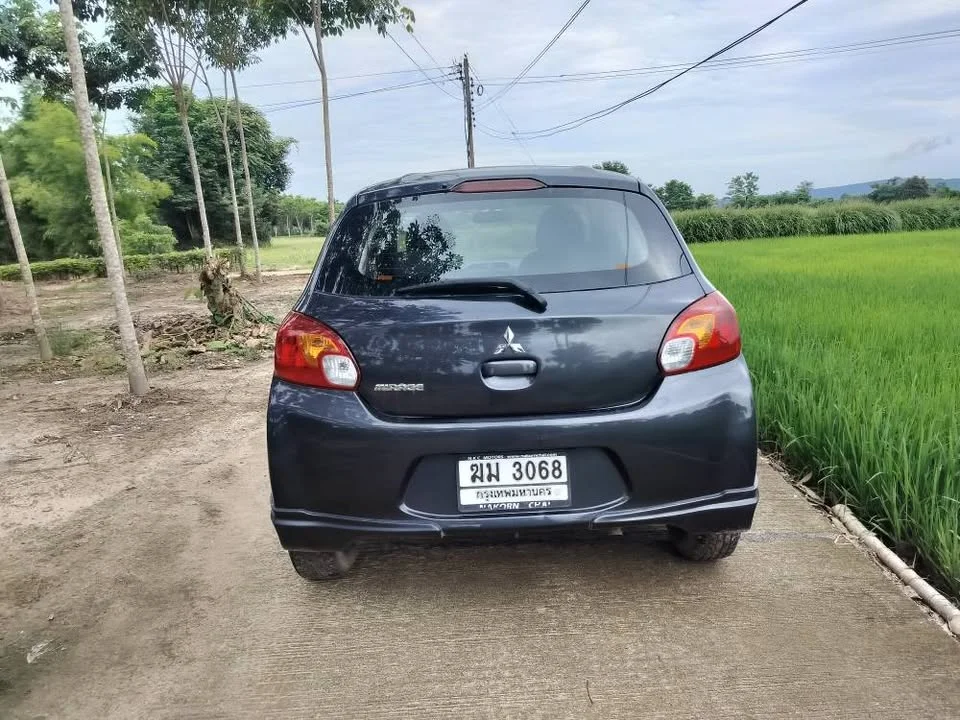 2012 Mitsubishi Mirage VI 2