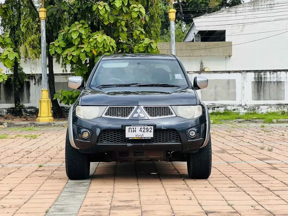 2012 Mitsubishi Triton IV 2