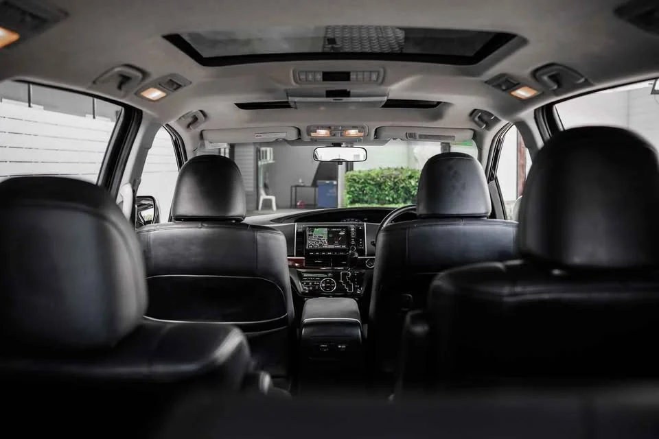 2014 Toyota Estima III 2