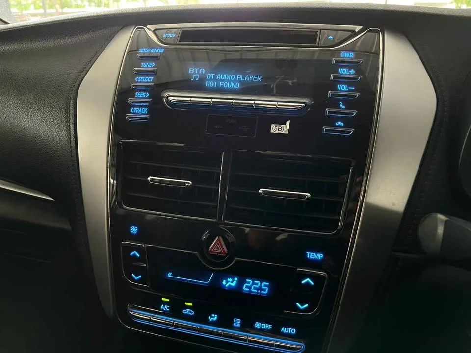 2018 Toyota Yaris ATIV III 3