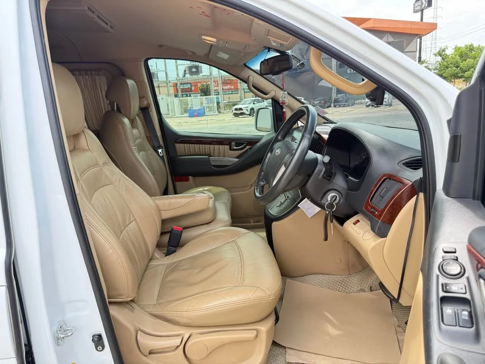 2011 Hyundai H-1 II 2