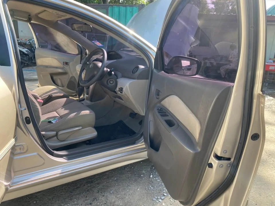 2010 Toyota Vios II 2