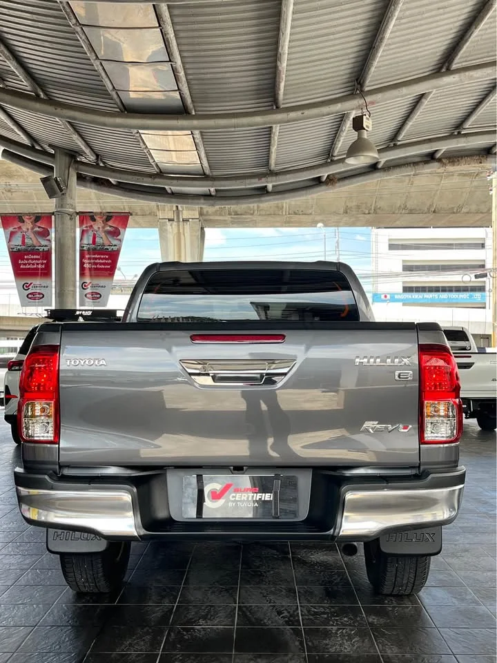 2018 Toyota Hilux VIII 2