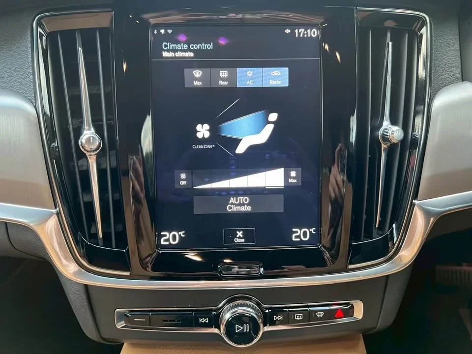 2018 Volvo S90 II 2