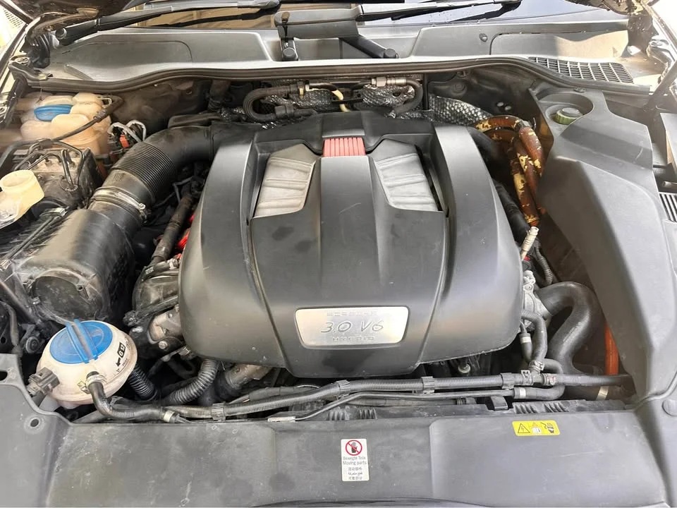 2013 Porsche Cayenne II 2