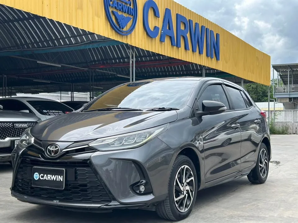 2022 Toyota Yaris III 2