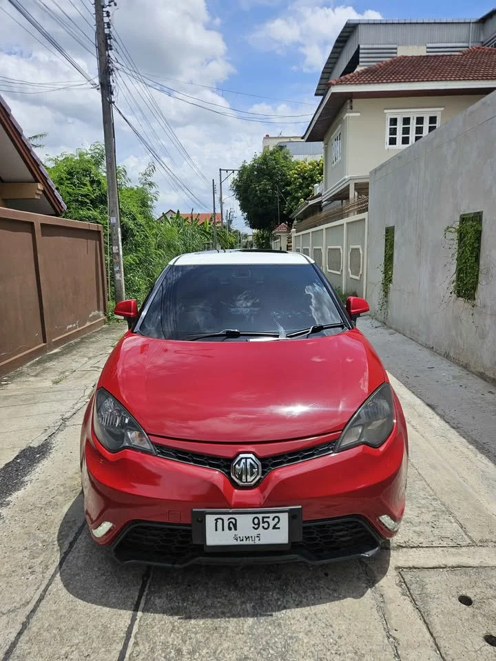 2016 MG 3 II 3