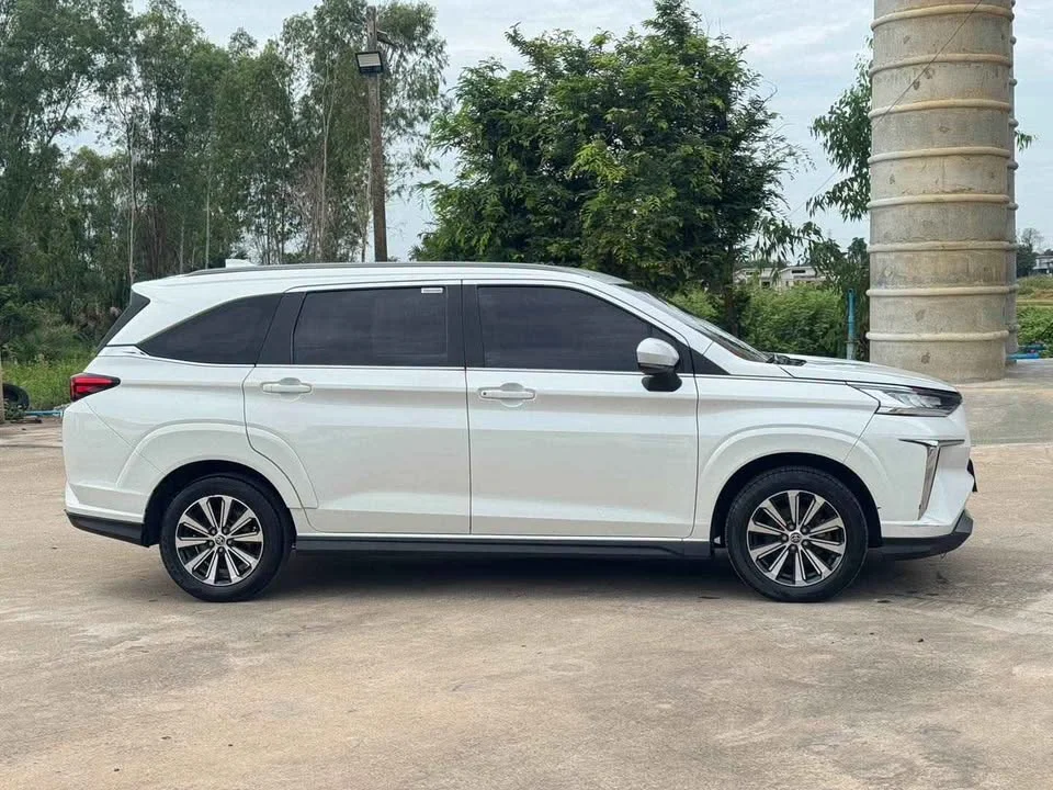 2022 Toyota Veloz III 2