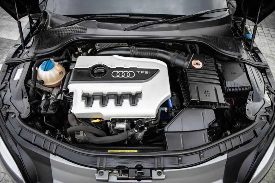 2010 Audi TT Mk2 3