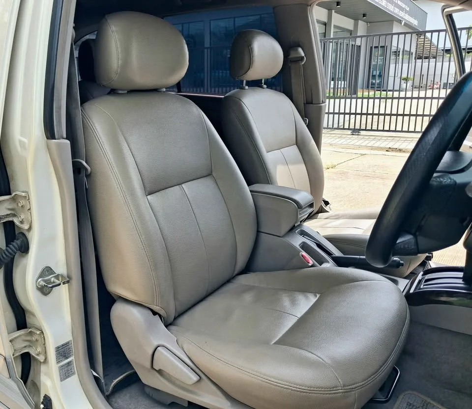 2006 Isuzu MU-7 3