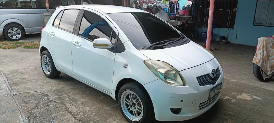 2007 Toyota Yaris II 3