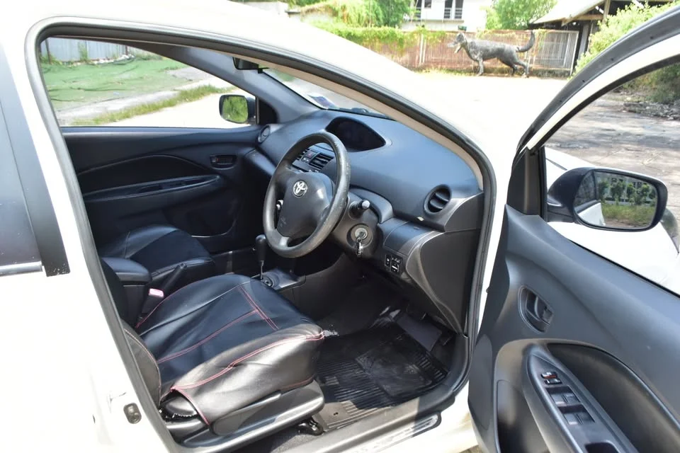 2010 Toyota Vios II 3