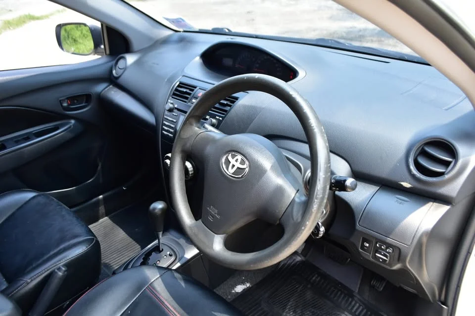2010 Toyota Vios II 2