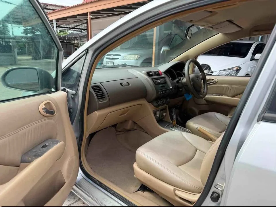 2004 Honda City IV 2