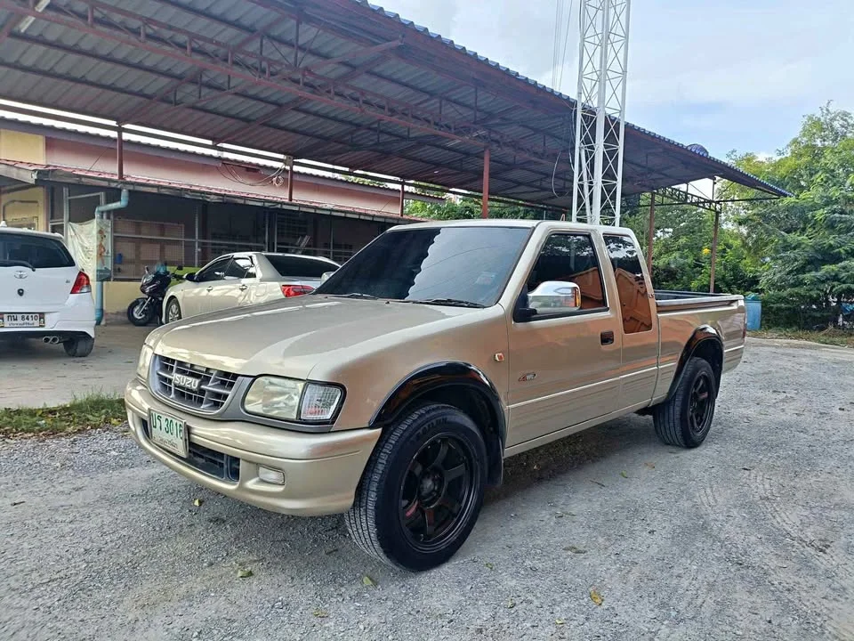 2001 Isuzu Faster Dragon Eyes III 2