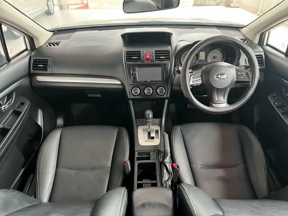 2014 Subaru XV I 2