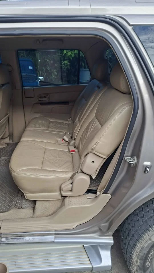 2007 Isuzu MU-7 2