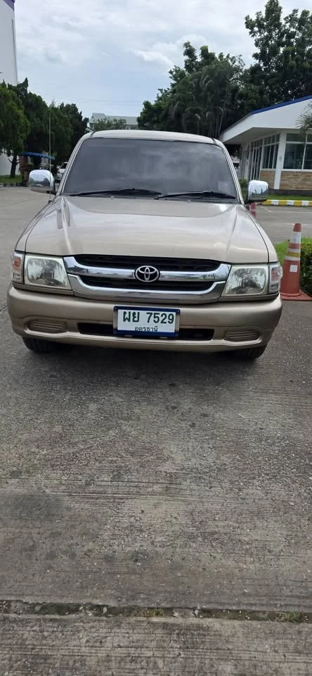 2003 Toyota Hilux Tiger VI 2