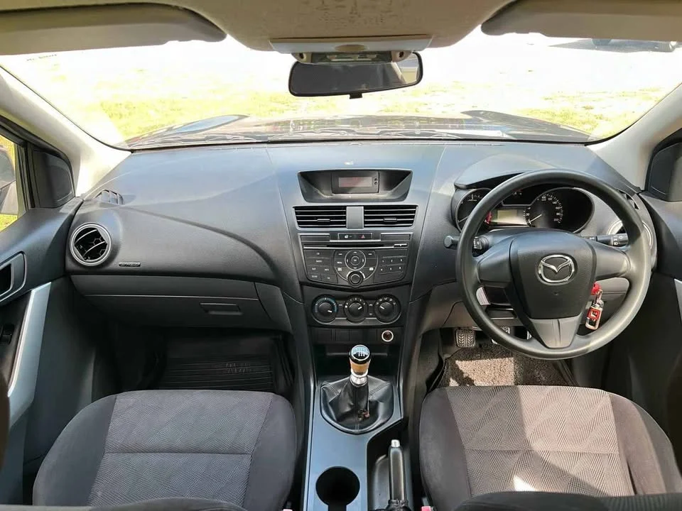 2012 Mazda BT-Series II 3