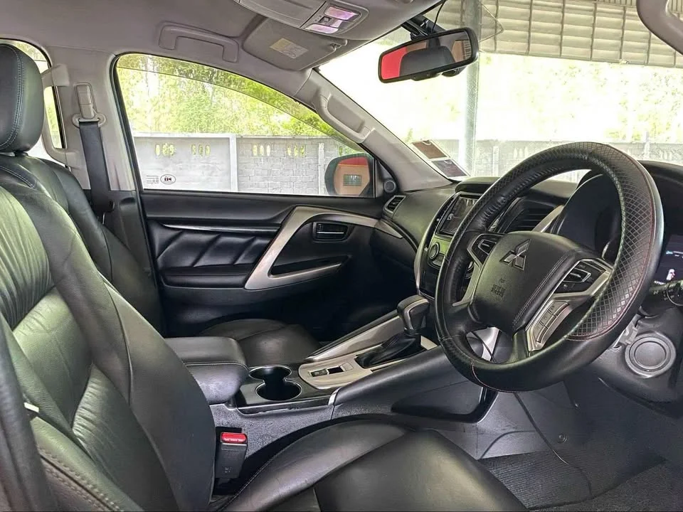 2018 Mitsubishi Pajero Sport III 2
