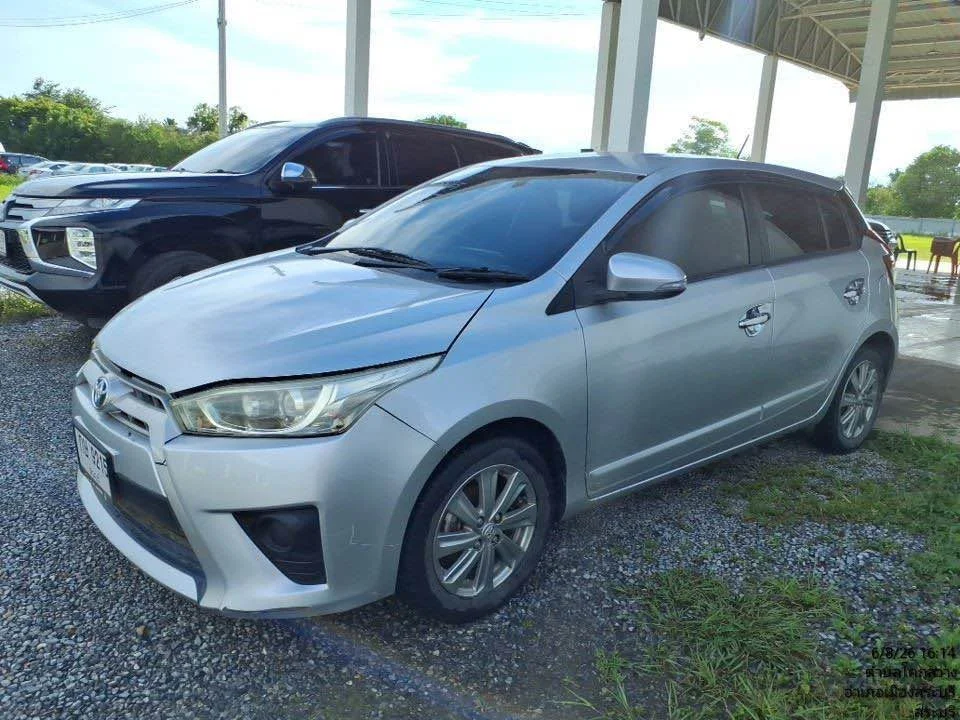 2015 Toyota Yaris III 3