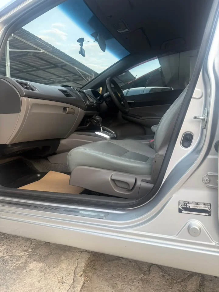 2006 Honda Civic VIII 3