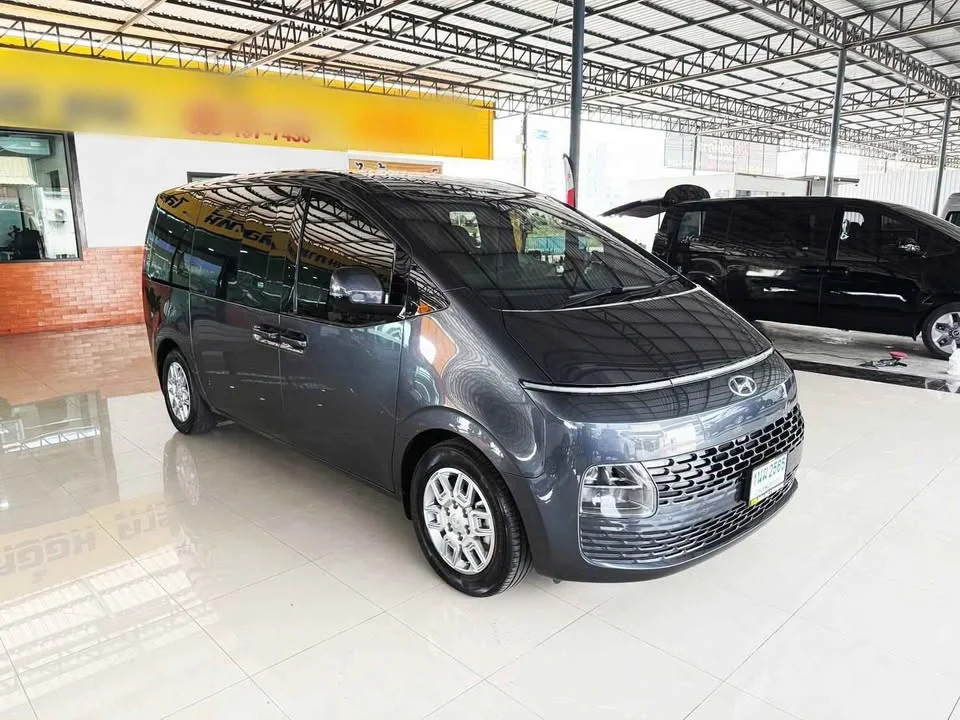 2021 Hyundai Staria US4 3