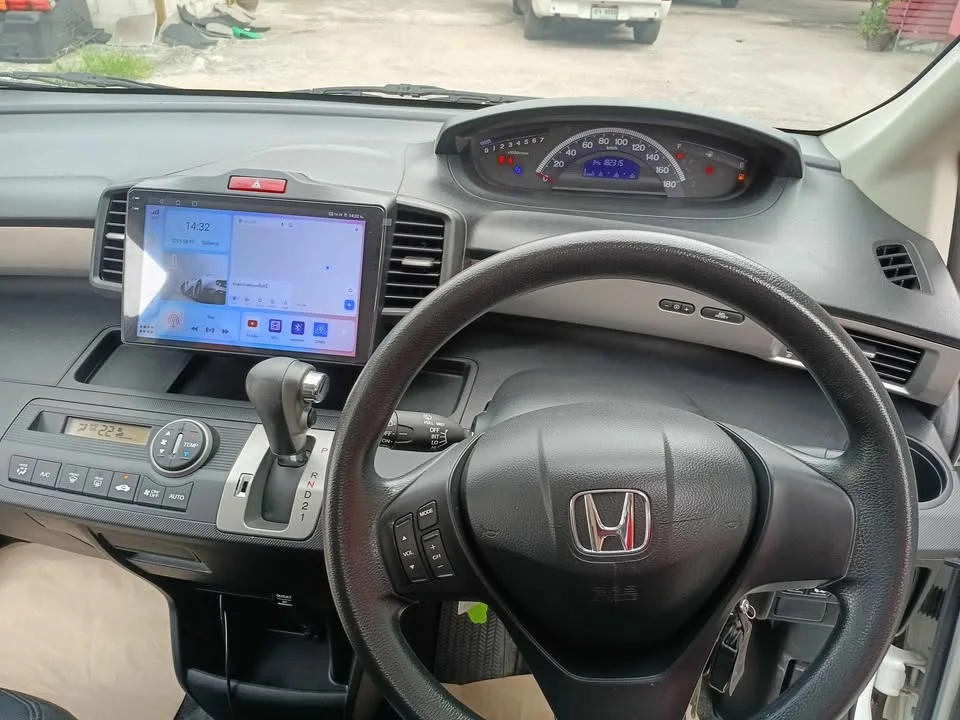 2013 Honda Freed I 3