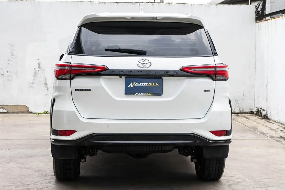 2024 Toyota Fortuner II 3