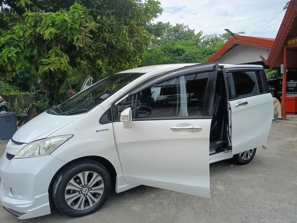2013 Honda Freed I 2