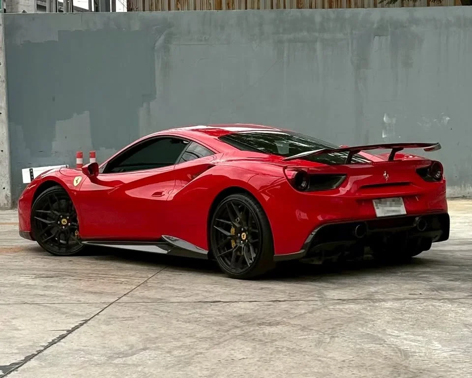 2017 Ferrari 488 2