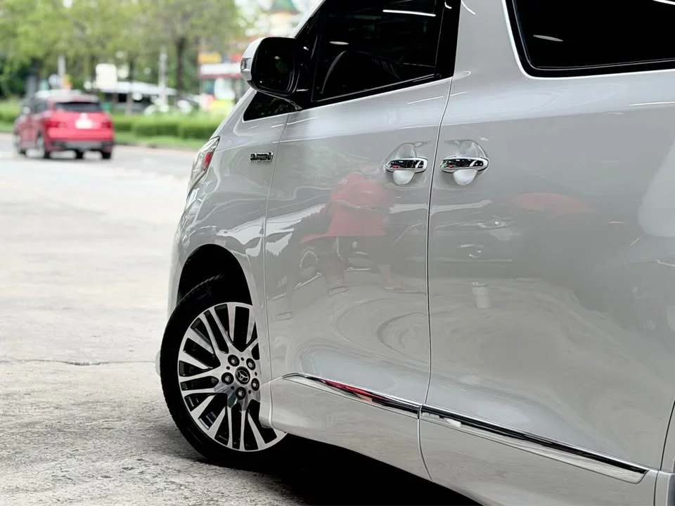 2012 Toyota Alphard, Vellfire II (AH20) 2