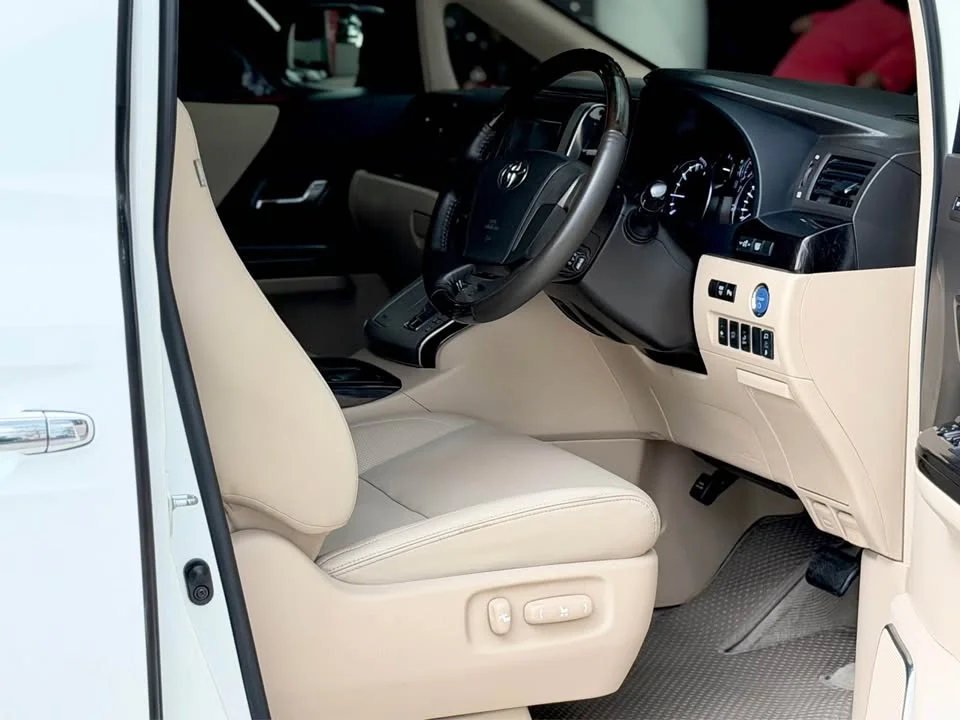 2012 Toyota Alphard, Vellfire II (AH20) 3