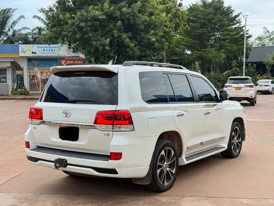 2017 Toyota Land Cruiser J200 2