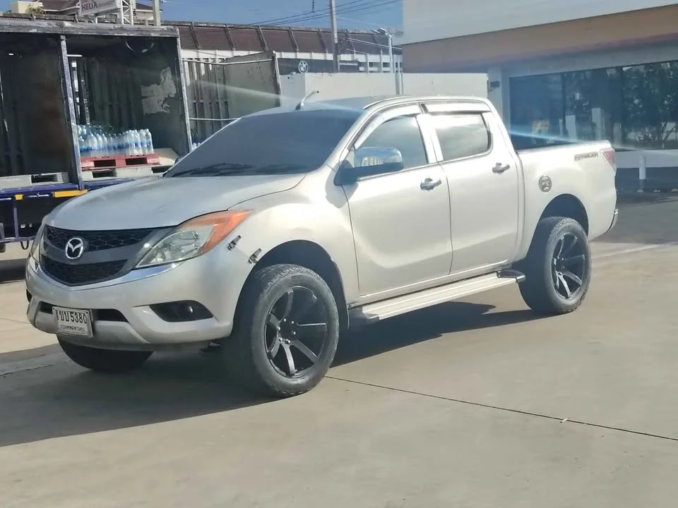 2012 Mazda BT-Series II 2