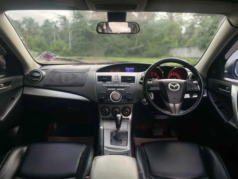 2012 Mazda 3 II 3