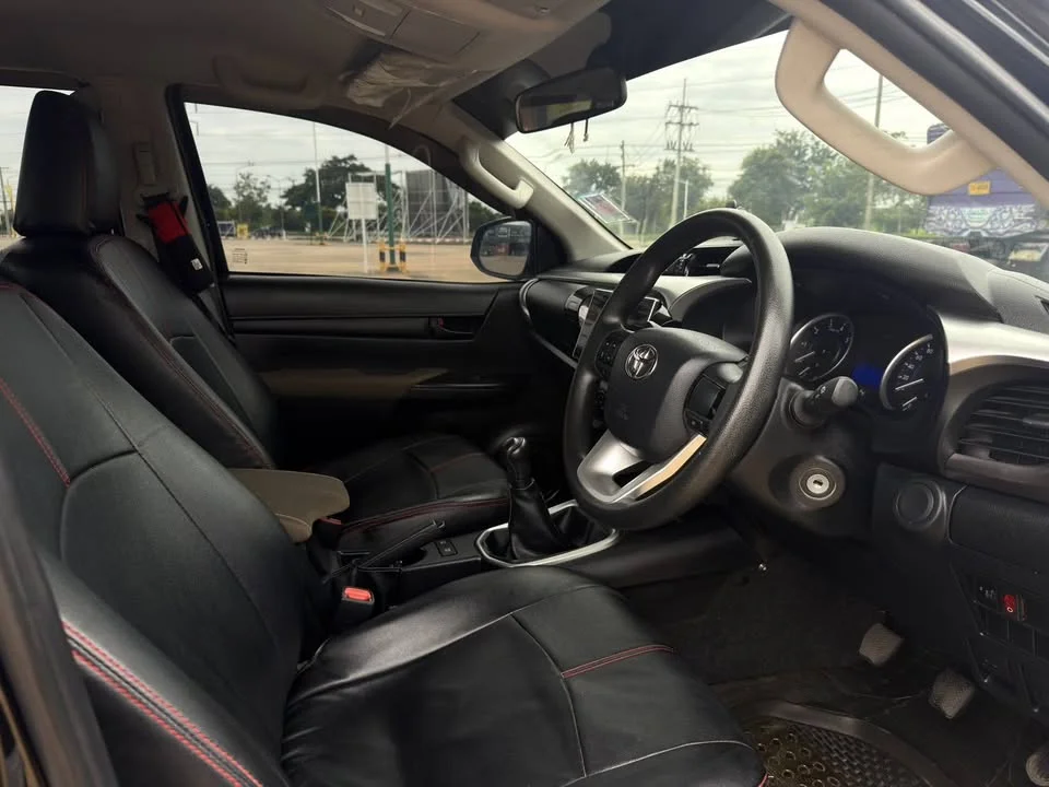 2016 Toyota Hilux VIII 3