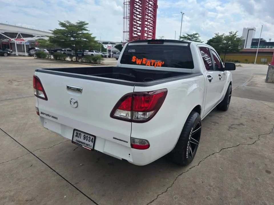 2012 Mazda BT-Series II 3