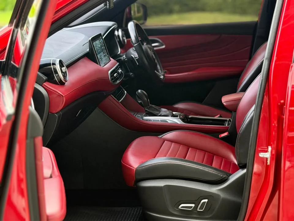 2019 MG HS 2