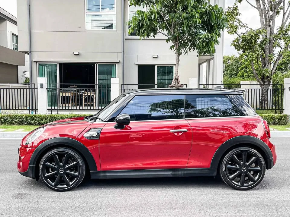 2015 Mini Hatch  III 2