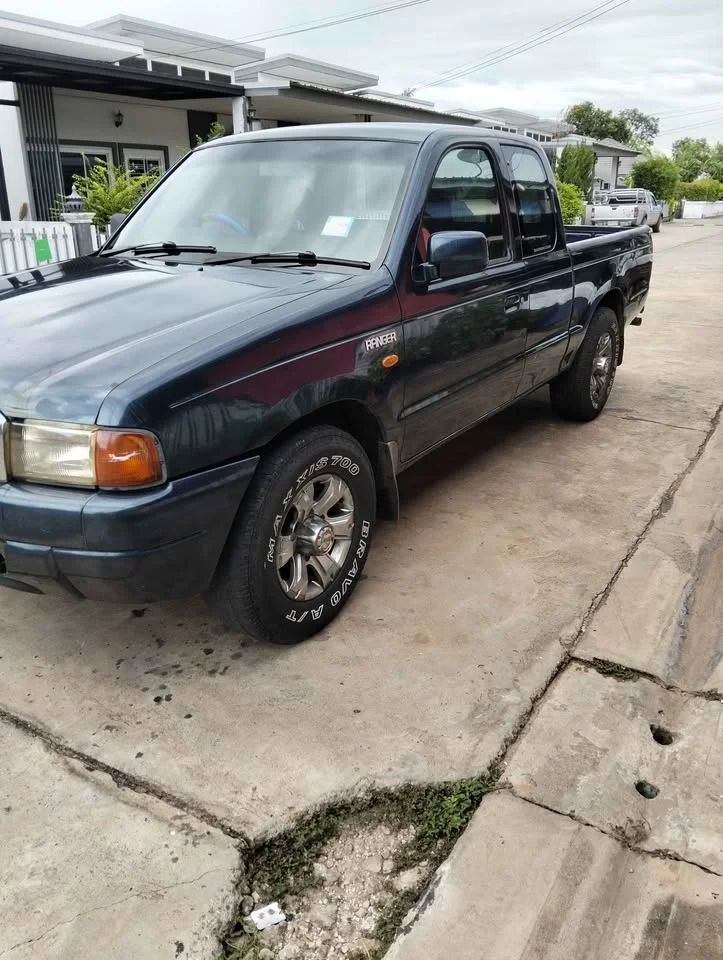 2002 Mazda 2500 Fighter V 3