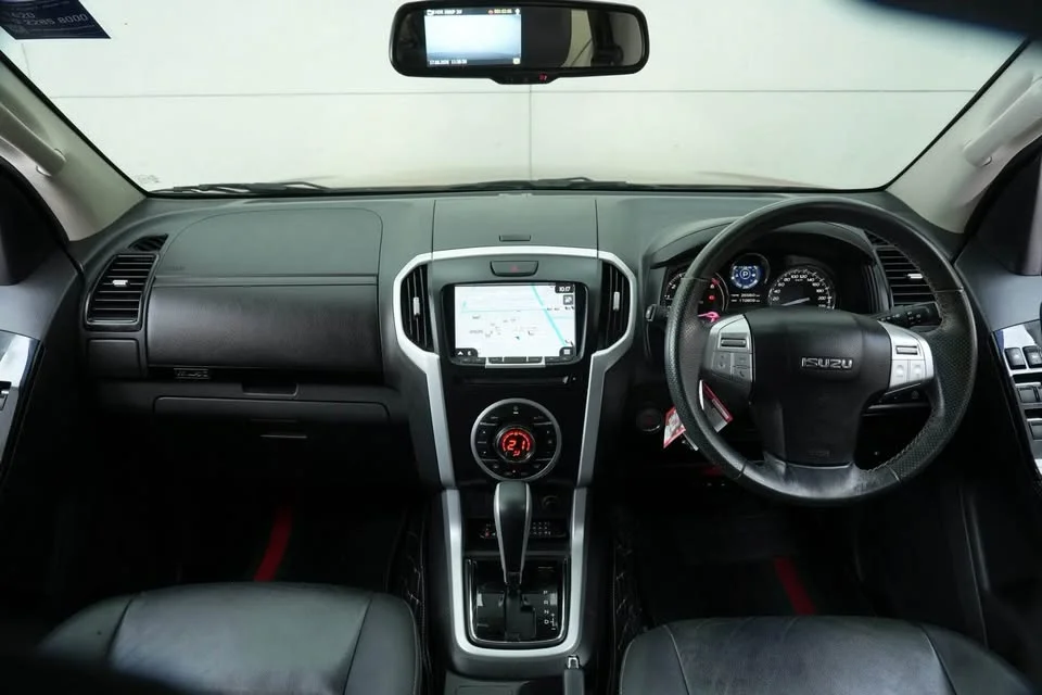 2019 Isuzu MU-X I 3