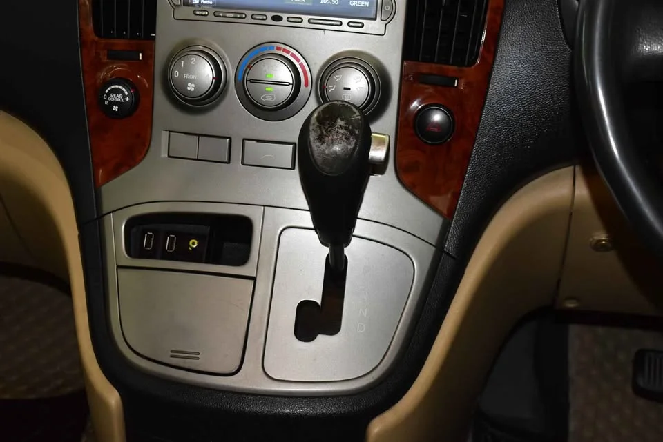 2011 Hyundai H-1 II 2