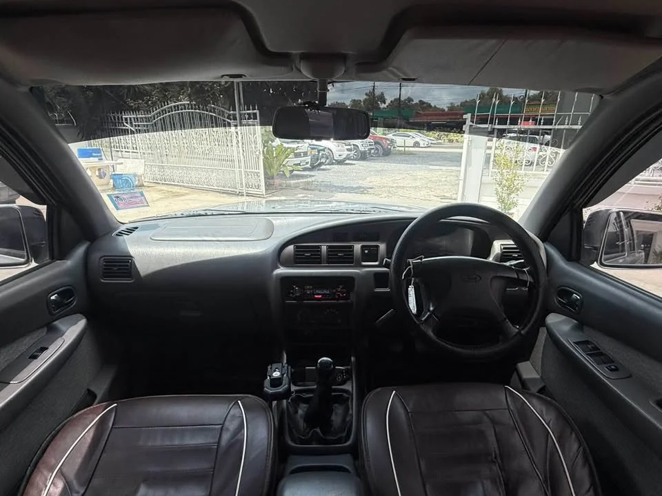 2003 Mazda 2500 Fighter V 2