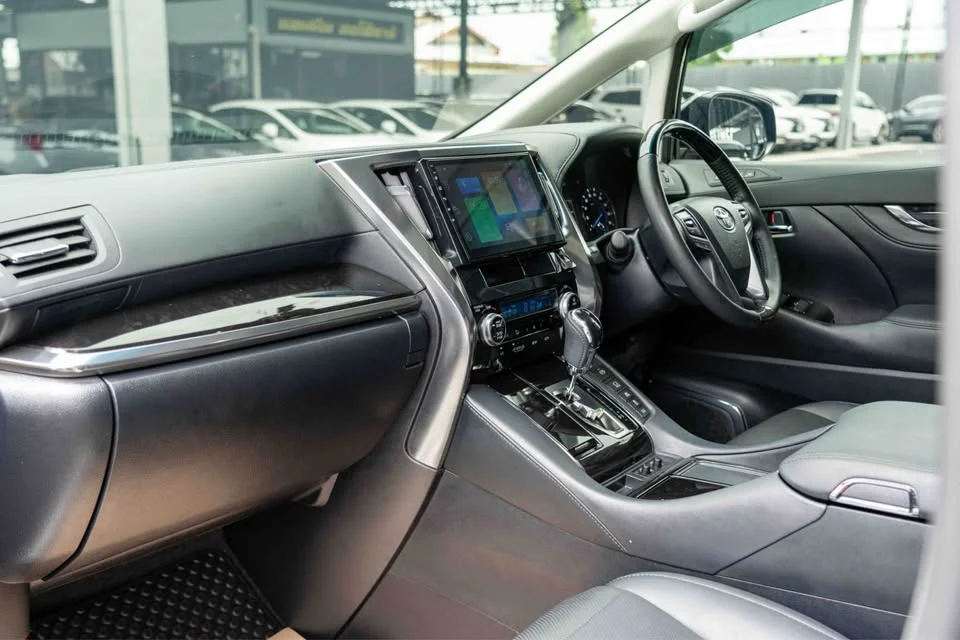 2023 Toyota Alphard, Vellfire III (AH30) 3