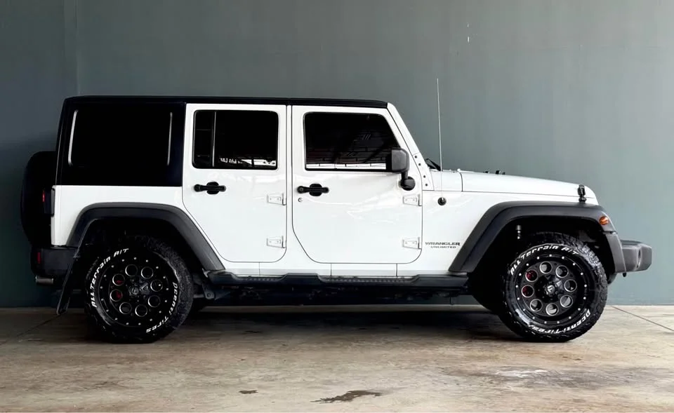 2015 Jeep Wrangler JK 3